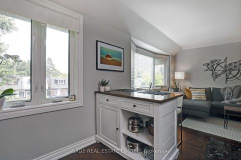 Photo 15 at 301 - 60 Kippendavie Avenue, The Beaches, Toronto