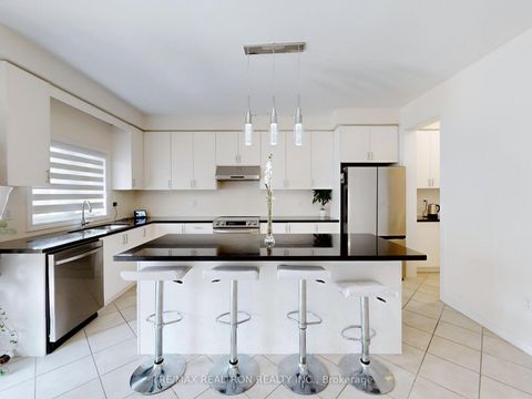 Photo 11 at 362 Danny Wheeler Boulevard, Keswick North, Georgina