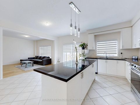 Photo 13 at 362 Danny Wheeler Boulevard, Keswick North, Georgina