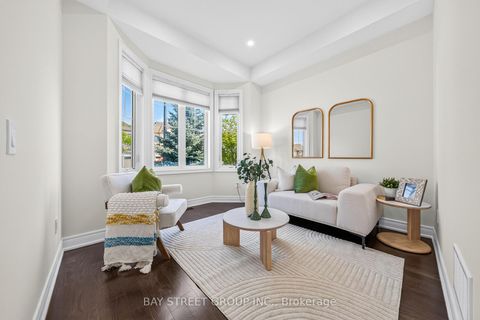 Photo 5 at 31 Woodgate Pines Drive, Kleinburg, Vaughan