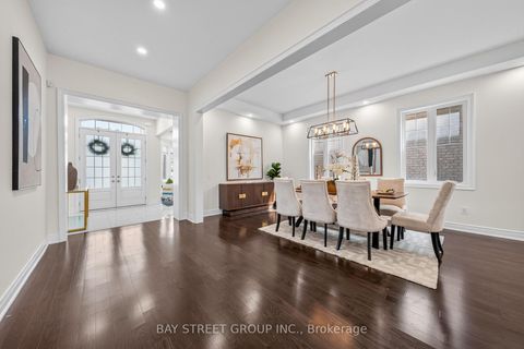 Photo 7 at 31 Woodgate Pines Drive, Kleinburg, Vaughan