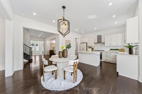 Photo 18 at 31 Woodgate Pines Drive, Kleinburg, Vaughan