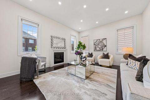 Photo 20 at 31 Woodgate Pines Drive, Kleinburg, Vaughan