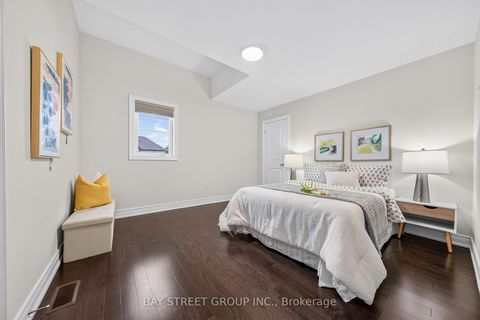 Photo 34 at 31 Woodgate Pines Drive, Kleinburg, Vaughan