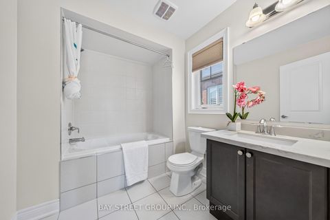 Photo 36 at 31 Woodgate Pines Drive, Kleinburg, Vaughan