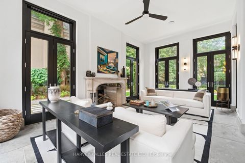 Photo 19 at 139 Dunvegan Road, Forest Hill South, Toronto
