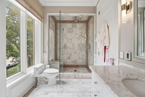 Photo 37 at 139 Dunvegan Road, Forest Hill South, Toronto
