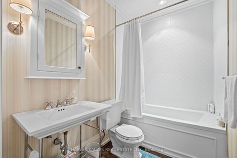 Photo 40 at 139 Dunvegan Road, Forest Hill South, Toronto