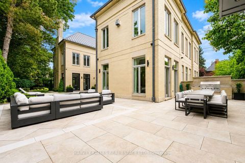 Photo 46 at 139 Dunvegan Road, Forest Hill South, Toronto
