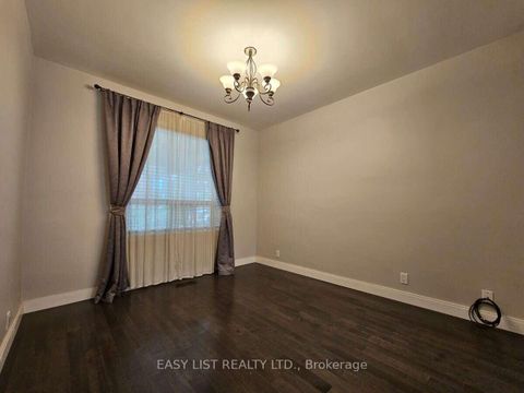 Photo 5 at 449 Pacific Avenue, Junction Area, Toronto