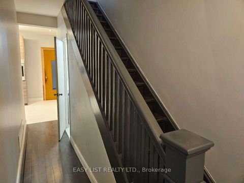 Photo 18 at 449 Pacific Avenue, Junction Area, Toronto