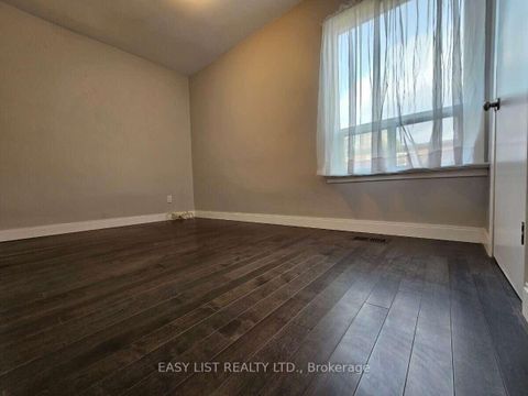 Photo 19 at 449 Pacific Avenue, Junction Area, Toronto