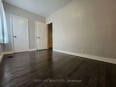 Photo 21 at 449 Pacific Avenue, Junction Area, Toronto