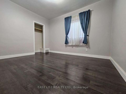 Photo 25 at 449 Pacific Avenue, Junction Area, Toronto