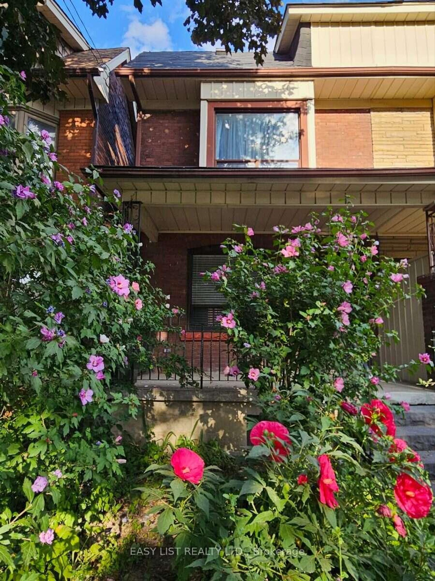 449 Pacific Avenue, Junction Area, Toronto 