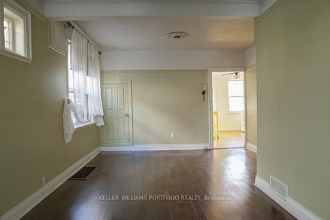 Photo 5 at 97 Livingstone Avenue, Belgravia, Toronto