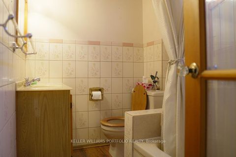 Photo 9 at 97 Livingstone Avenue, Belgravia, Toronto