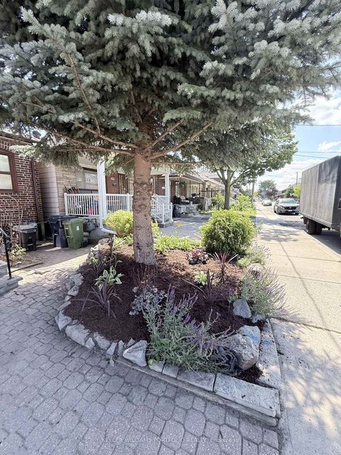 Photo 14 at 97 Livingstone Avenue, Belgravia, Toronto