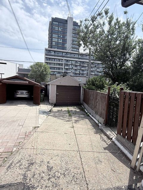 Photo 16 at 97 Livingstone Avenue, Belgravia, Toronto