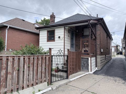 Photo 17 at 97 Livingstone Avenue, Belgravia, Toronto