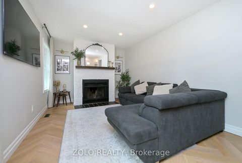 Photo 12 at 1077 Anna Maria Avenue, Alcona, Innisfil
