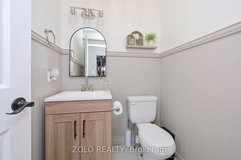 Photo 15 at 1077 Anna Maria Avenue, Alcona, Innisfil