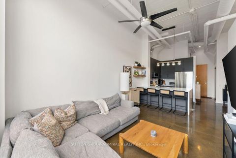 Photo 1 at 124 - 1001 Roselawn Avenue, Belgravia, Toronto