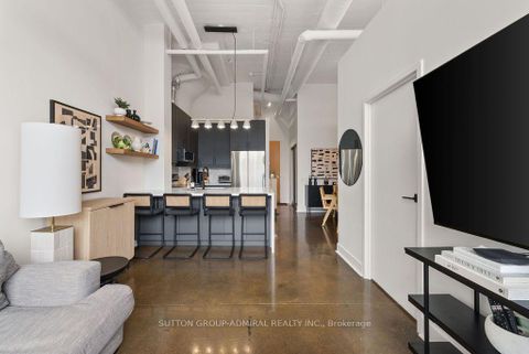 Photo 14 at 124 - 1001 Roselawn Avenue, Belgravia, Toronto