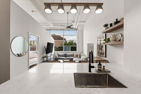Photo 18 at 124 - 1001 Roselawn Avenue, Belgravia, Toronto