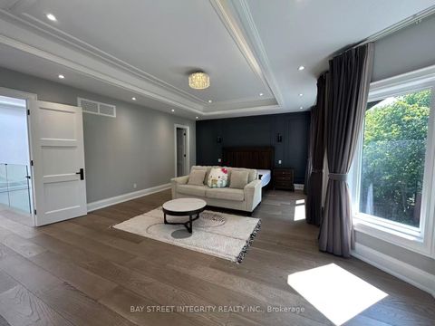 Photo 20 at 158 Elmwood Avenue, Harding, Richmond Hill
