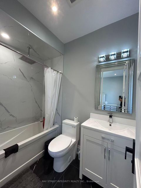 Photo 32 at 158 Elmwood Avenue, Harding, Richmond Hill