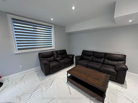 Photo 36 at 158 Elmwood Avenue, Harding, Richmond Hill