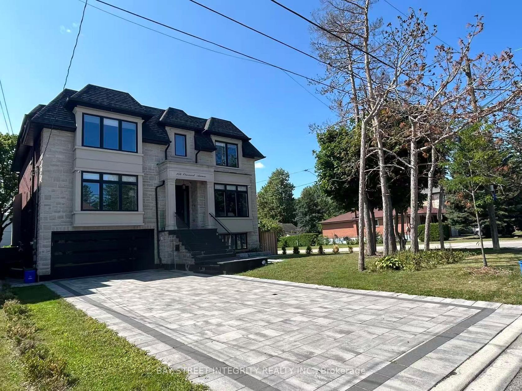 158 Elmwood Avenue, Harding, Richmond Hill photo number 2