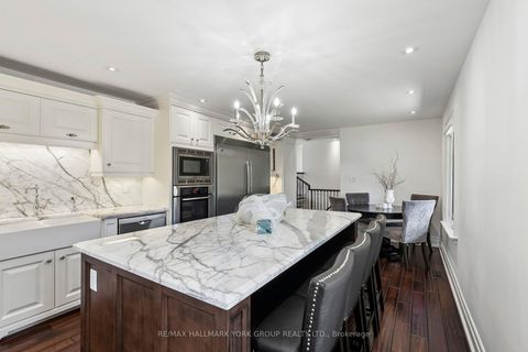 Photo 16 at 256 Banner Lane, King City, King