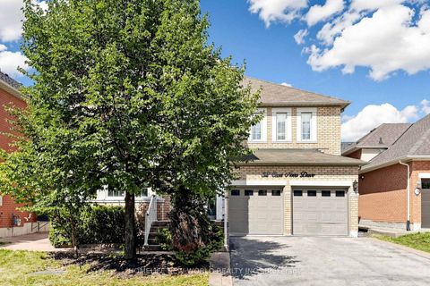 Photo 0 at 32 Casa Nova Drive, Vellore Village, Vaughan