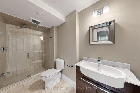 Photo 44 at 32 Casa Nova Drive, Vellore Village, Vaughan