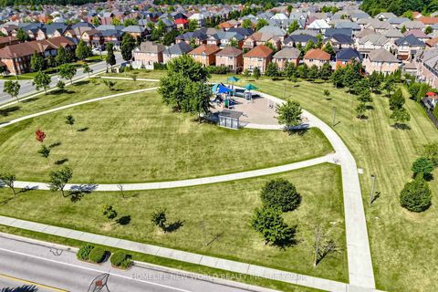 Photo 49 at 32 Casa Nova Drive, Vellore Village, Vaughan