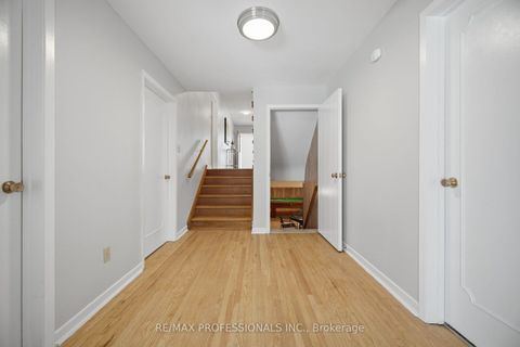 Photo 33 at 90 Peckham Avenue, Newtonbrook West, Toronto