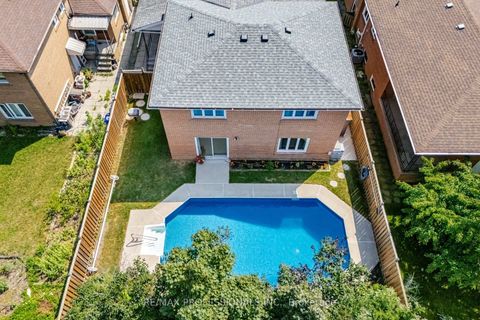 Photo 48 at 90 Peckham Avenue, Newtonbrook West, Toronto