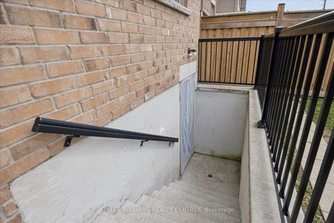 Photo 31 at 668 McGregor Farm Trail, Glenway Estates, Newmarket
