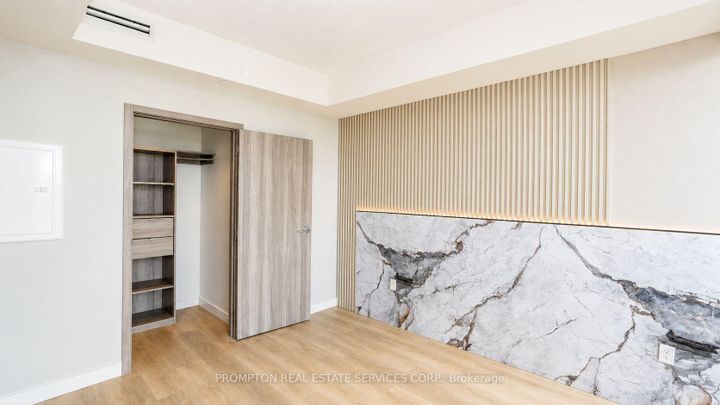 Photo 13 at 2115 - 85 McMahon Drive, Bayview Village, Toronto