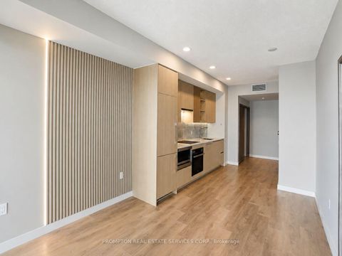 Photo 24 at 2115 - 85 McMahon Drive, Bayview Village, Toronto