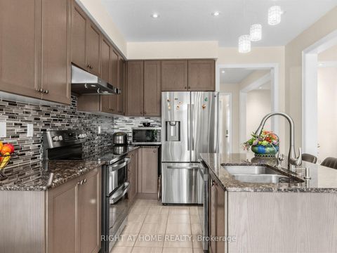 Photo 14 at 99 Richler Avenue, Kleinburg, Vaughan