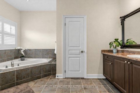 Photo 27 at 99 Richler Avenue, Kleinburg, Vaughan
