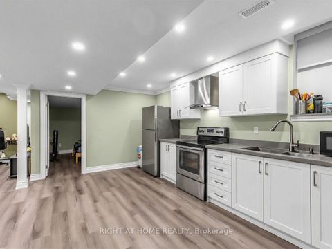 Photo 30 at 99 Richler Avenue, Kleinburg, Vaughan