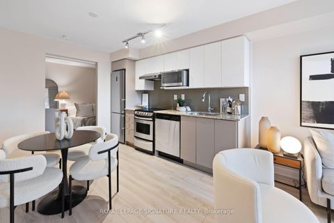 Photo 3 at 312 - 160 Flemington Road, Glen Park, Toronto