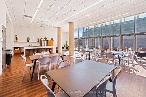 Photo 11 at 312 - 160 Flemington Road, Glen Park, Toronto