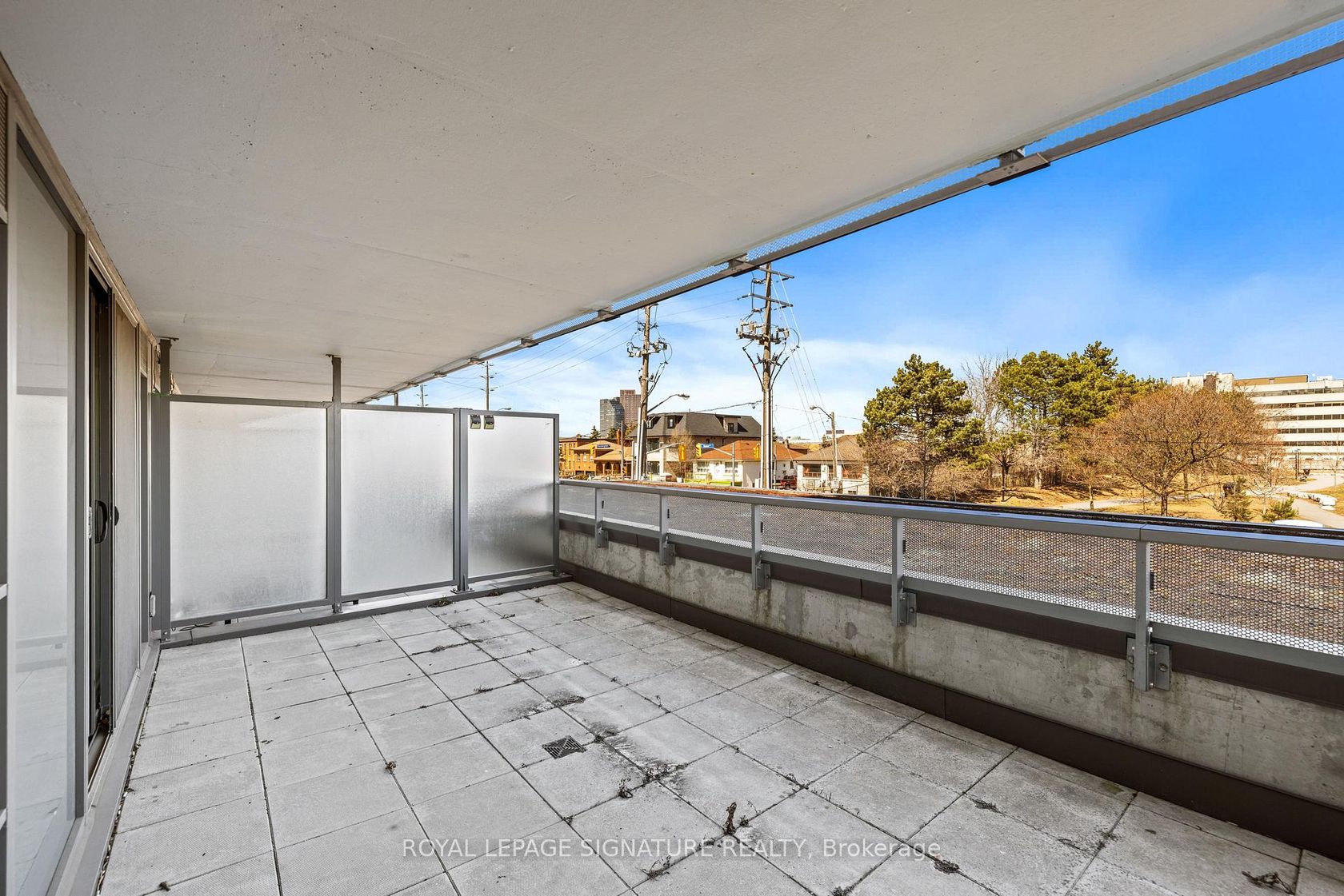 312 - 160 Flemington Road, Glen Park, Toronto photo 4