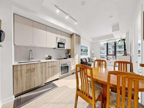 Photo 4 at 612 - 840 St Clair Avenue W, Oakwood Village, Toronto