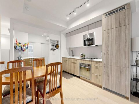 Photo 5 at 612 - 840 St Clair Avenue W, Oakwood Village, Toronto